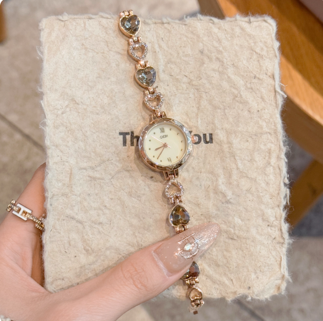 Rhinestone Heart - Milk Tea