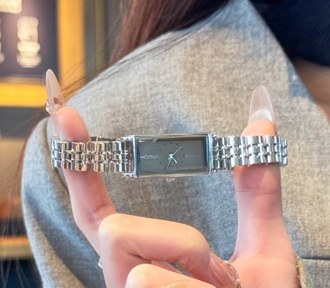 Stunning Rectangular Watch